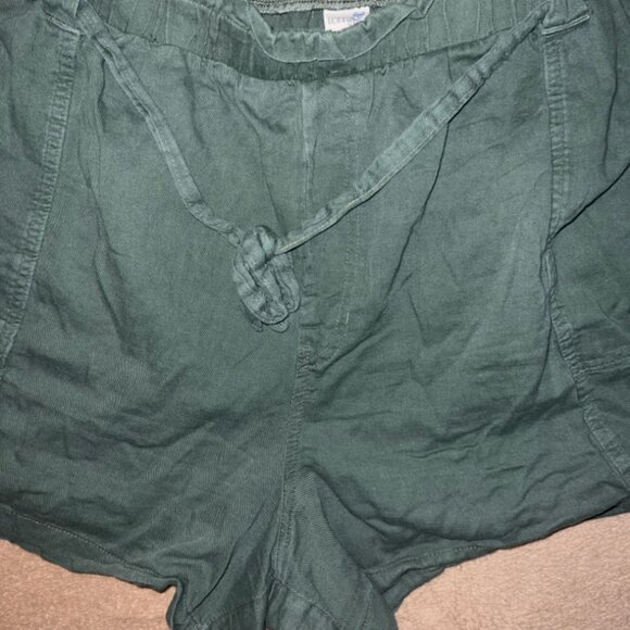 Terra & Sky Women 3XL (24w-26w) Olive Green Pull On Pocket Ruffle Top Belt Short - Picture 4 of 8